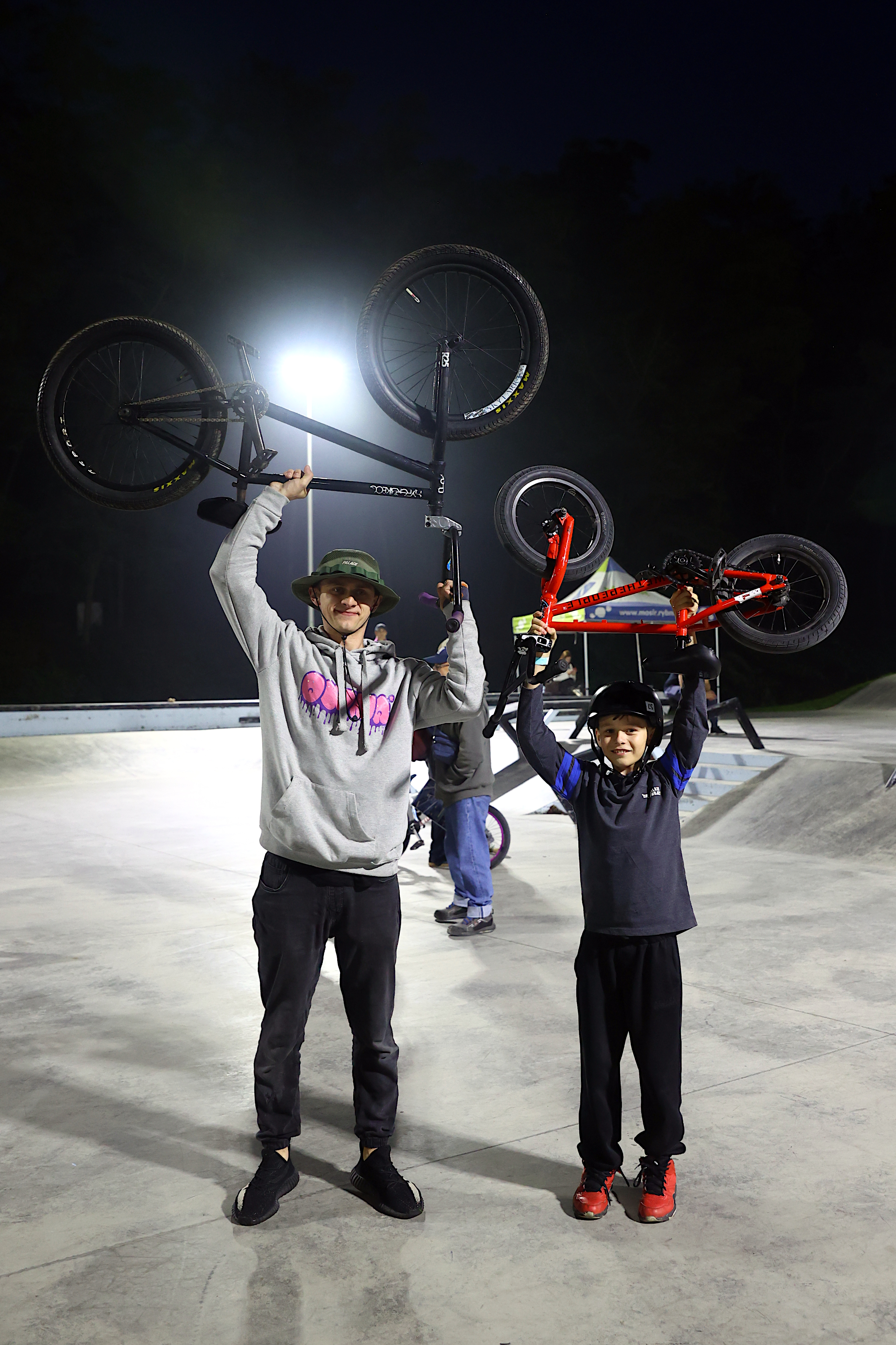 CHERRY-HILL-BMX-CONTEST-before-party-Drop-to-the-city-impreza-sponsorowana-rmdbike